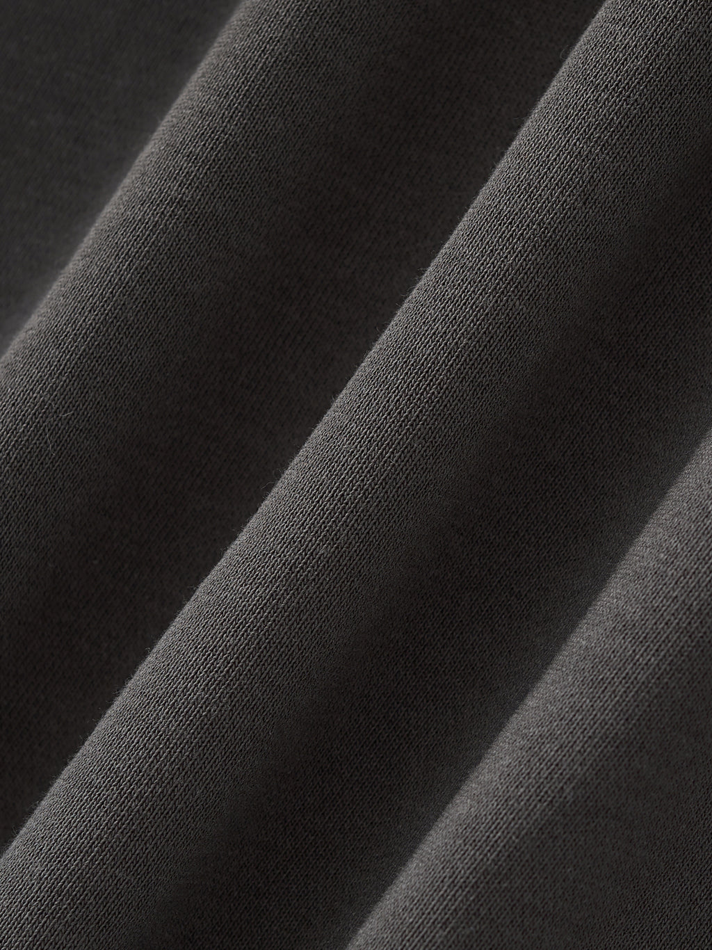 Boxy Half-Sleeve Raw-Edge T-Shirt