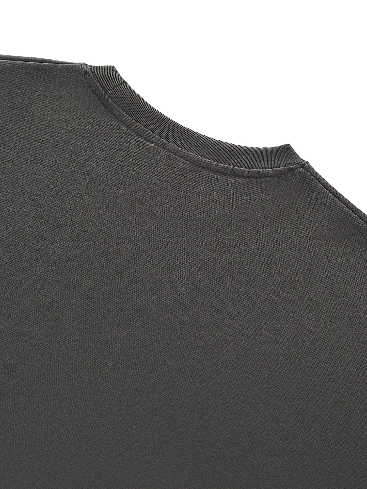 Boxy Half-Sleeve Raw-Edge T-Shirt